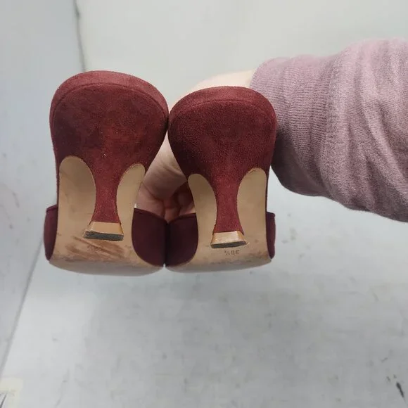 Manolo Blahnik Burgundy Suede Maysale Mules - Picture 10 of 11